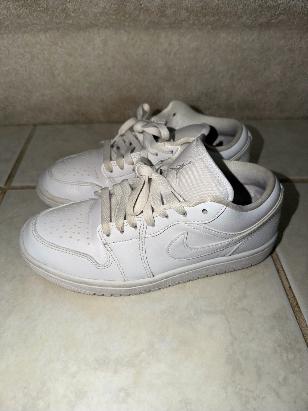 Nike White Low-Top Leather Sneakers
